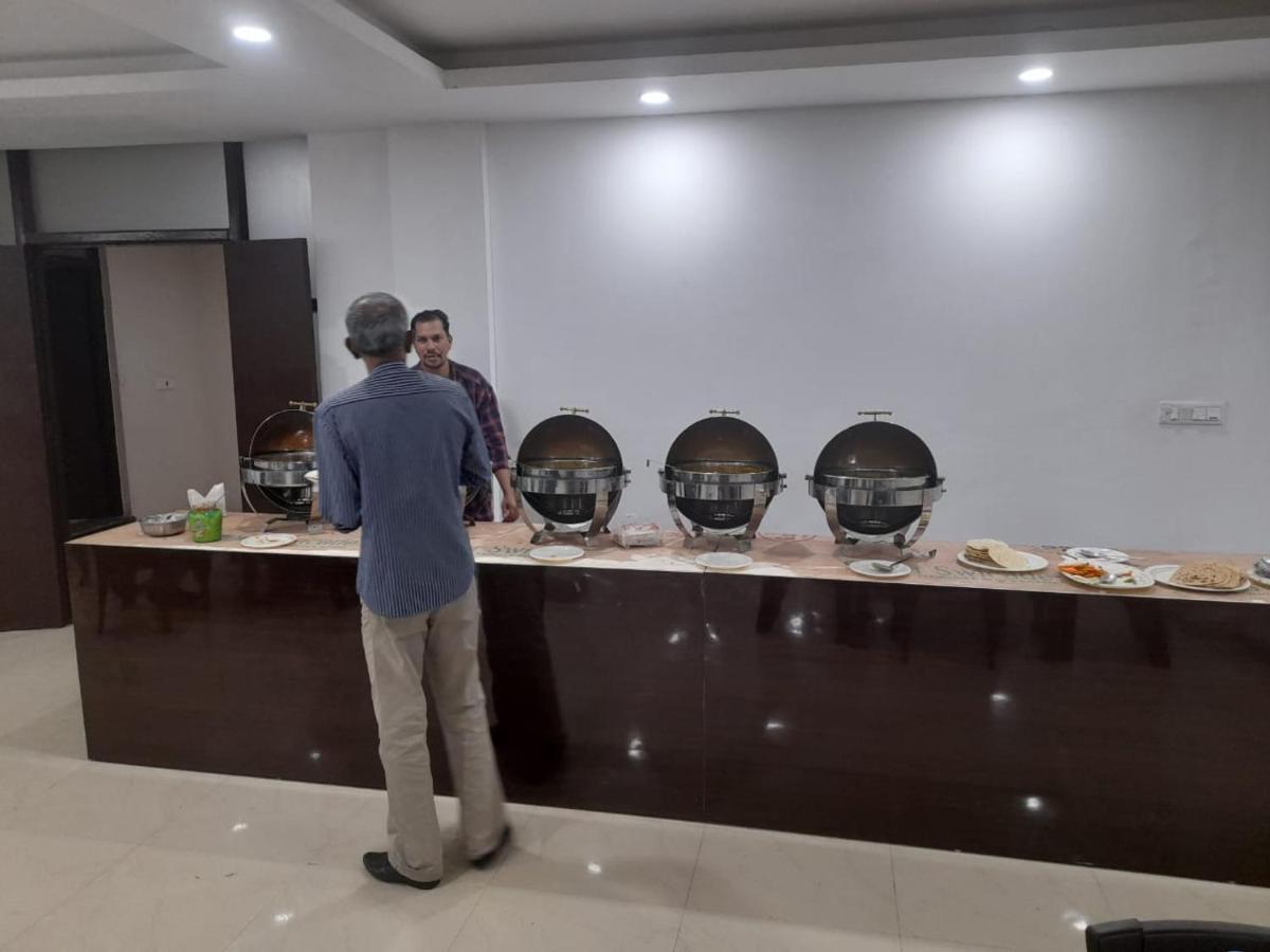 Hotel Zoon Dabb Srinagar Airport Kashmir Exterior foto