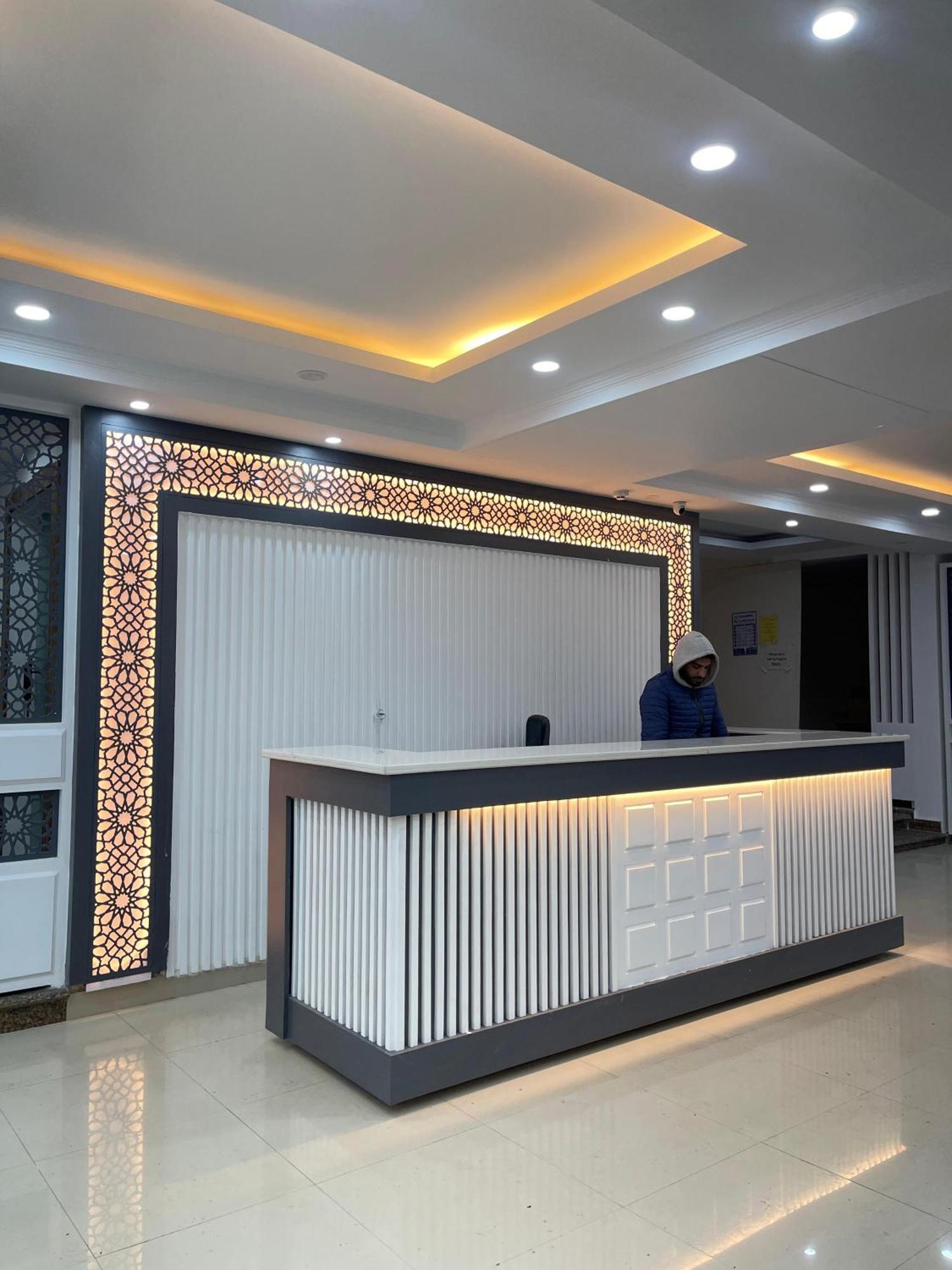 Hotel Zoon Dabb Srinagar Airport Kashmir Exterior foto