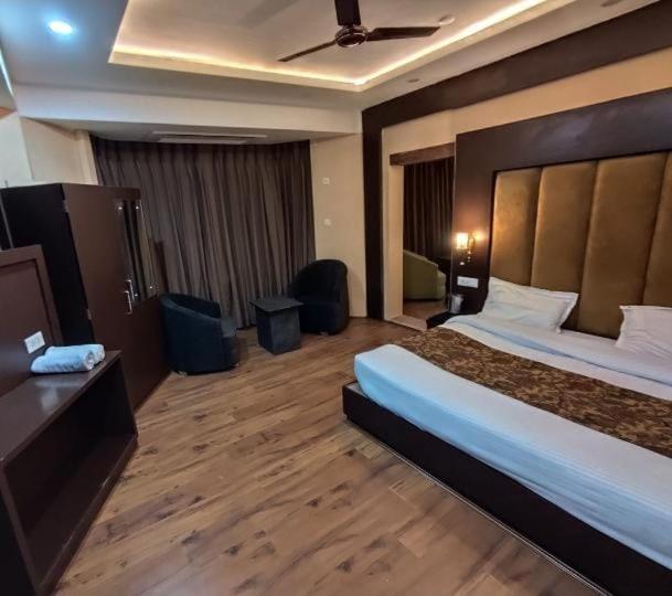 Hotel Zoon Dabb Srinagar Airport Kashmir Exterior foto